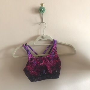 Lululemon sports bra